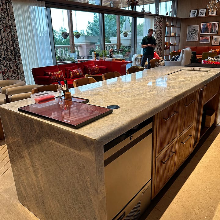 Front of House - what we do - Royal Middle East International LLC [ROY.INOX]
